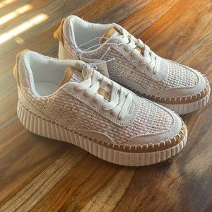 Universal thread - sneaker- memory foam